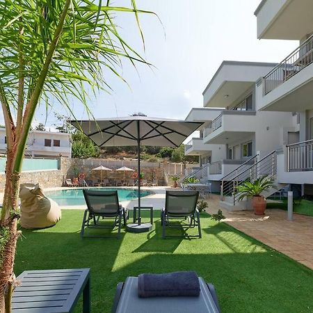 Superior Family Apartment W/Pool Dining Area Σταυρωμένος Εξωτερικό φωτογραφία