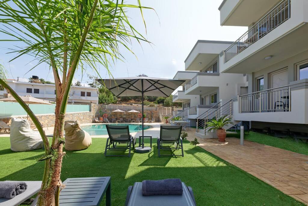 Superior Family Apartment W/Pool Dining Area Σταυρωμένος Εξωτερικό φωτογραφία