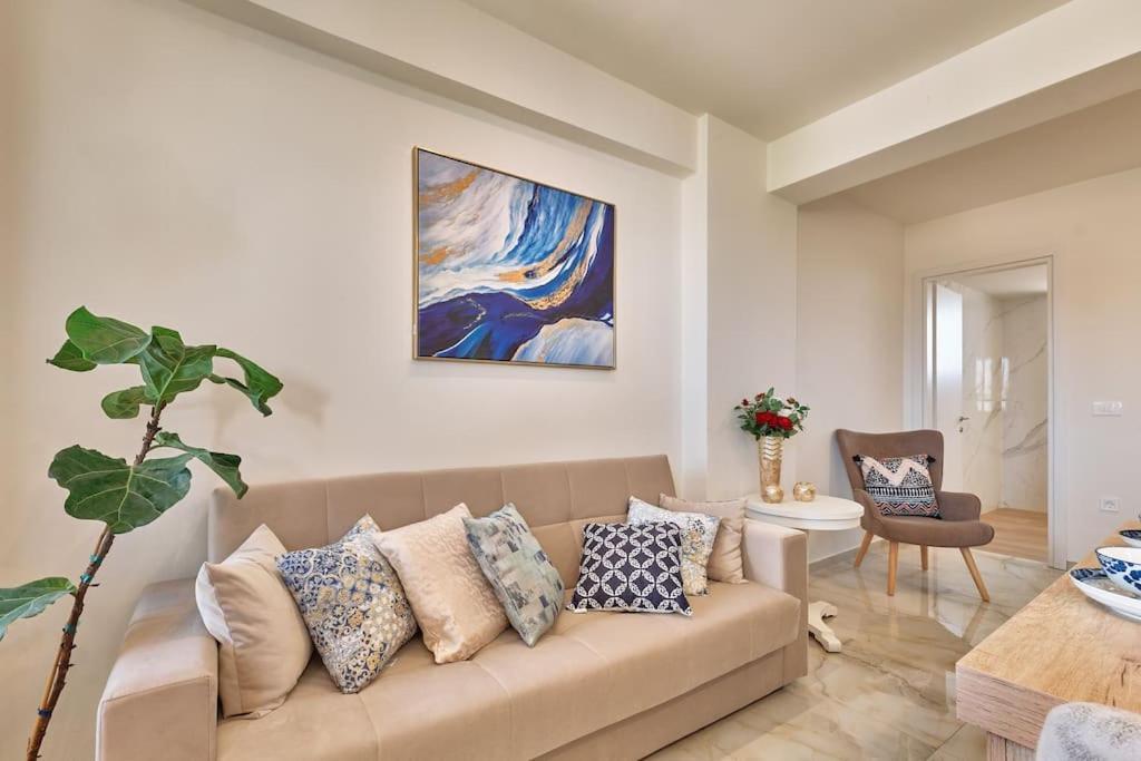 Superior Family Apartment W/Pool Dining Area Σταυρωμένος Εξωτερικό φωτογραφία